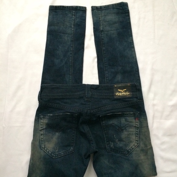 replay distressed jeans